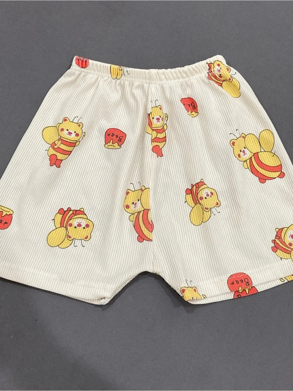 Cream Bee-Print Elastic Waist Kids Shorts
